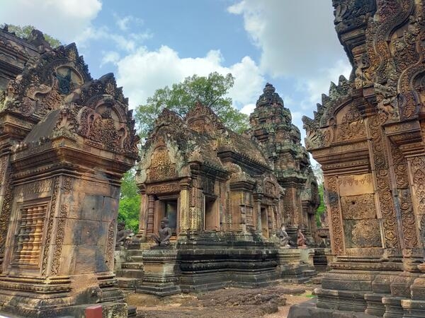一度は訪れたいカンボジア　はじめてのアンコール遺跡満喫の旅 3泊5日