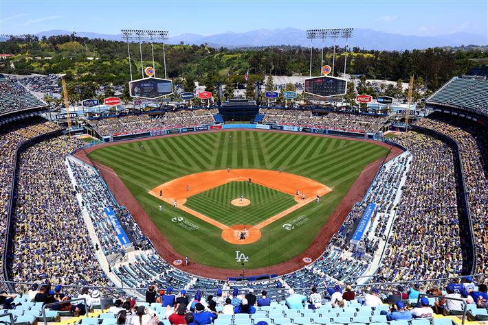 ドジャースタジアムでの野球試合観戦！　ロサンゼルス4泊6日